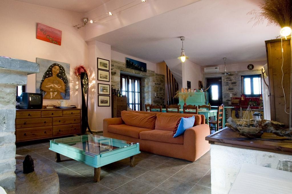 Benos Tower Villa Tsikkaliá Екстериор снимка