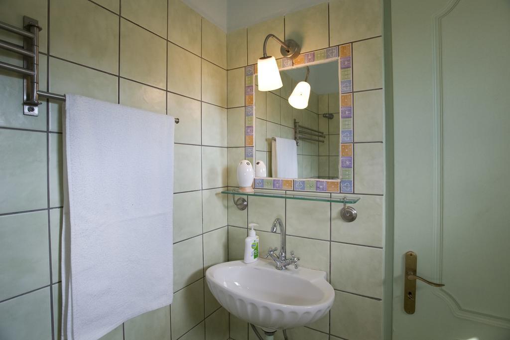 Benos Tower Villa Tsikkaliá Екстериор снимка