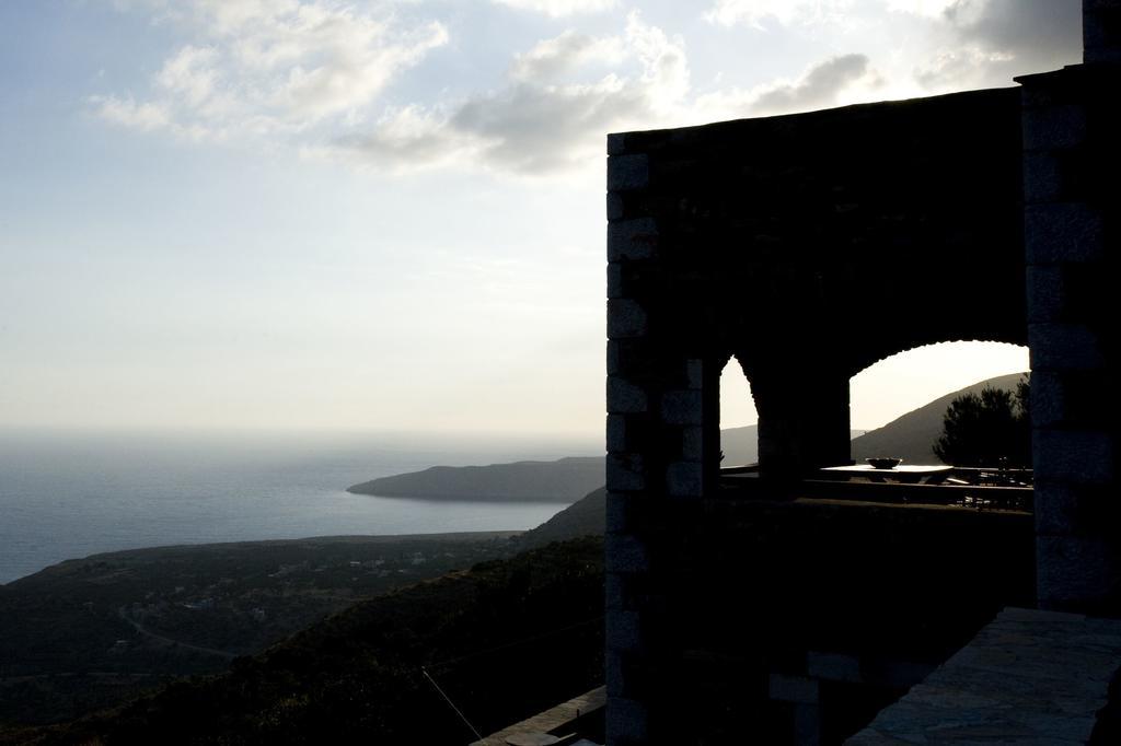 Benos Tower Villa Tsikkaliá Екстериор снимка
