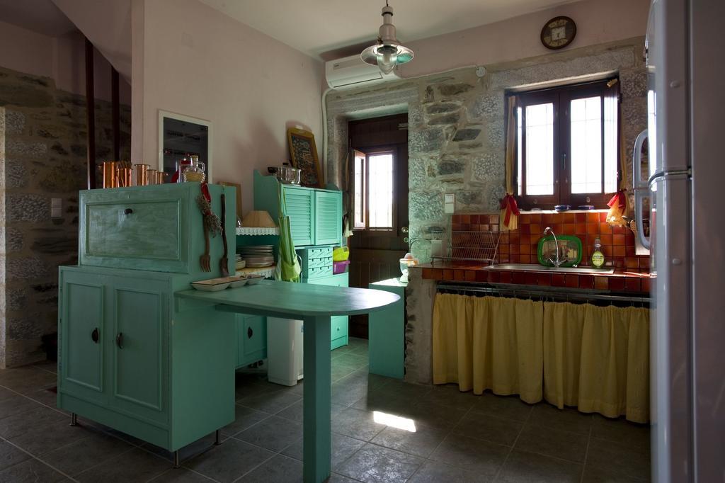 Benos Tower Villa Tsikkaliá Екстериор снимка
