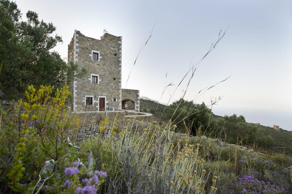 Benos Tower Villa Tsikkaliá Екстериор снимка