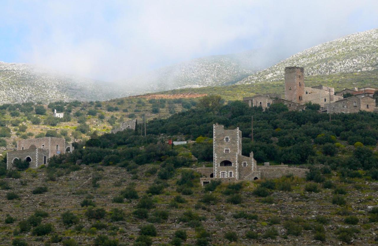 Benos Tower Villa Tsikkaliá Екстериор снимка